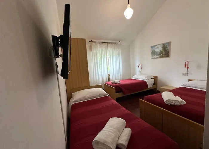 Hotell La Pineta 2*