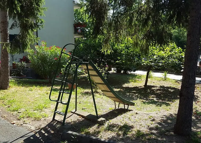 La Pineta 2*